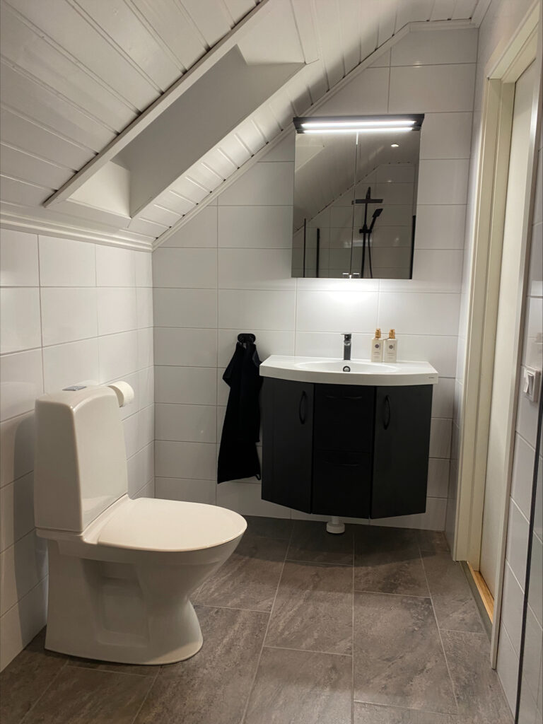P&B Golv – material och utförda arbeten